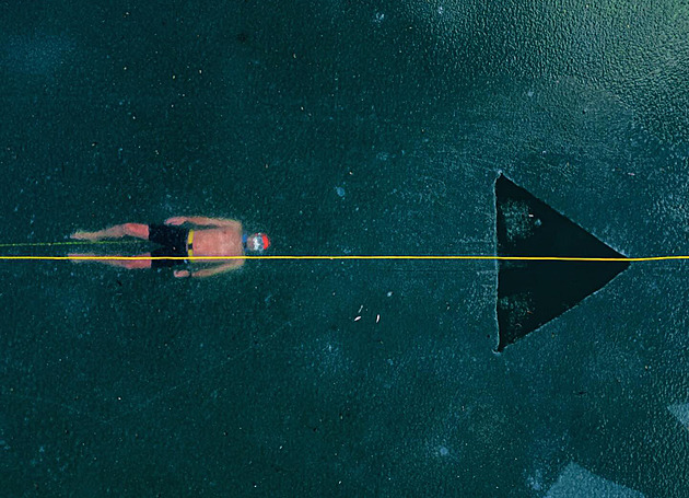 104 metrů, blackout a červená karta. Další světový rekord pod ledem Vencl nezlomil