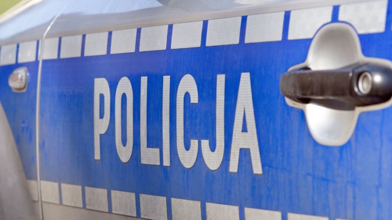 Drama v továrně: Bývalý zaměstnanec začal v Lodži střílet, policie s ním vyjednává 