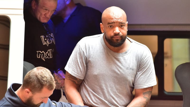 Boxer Banongo šokoval Brno, zfetovaný upálil muže zaživa v autě. Pak ujížděl městem